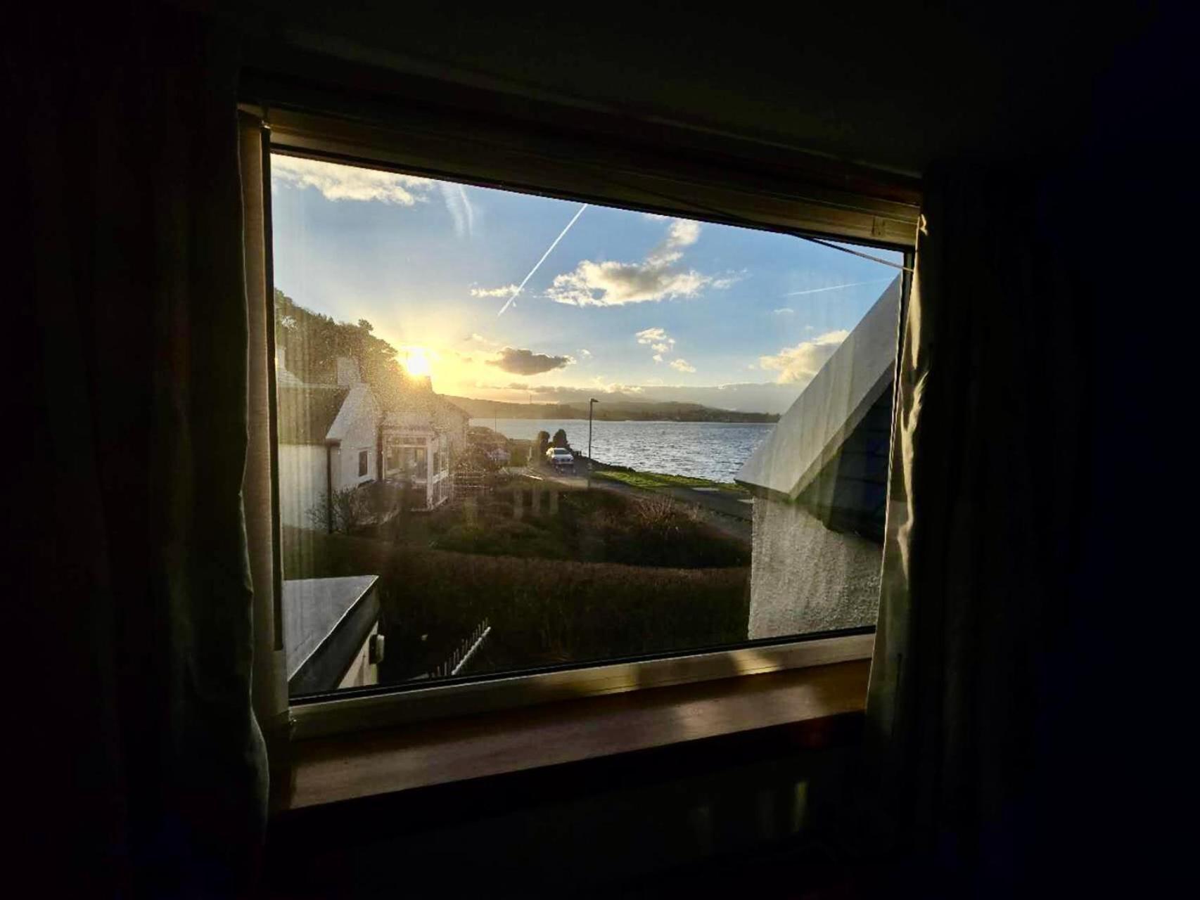 Achnamara-Self Check In Hotel Portree Exterior photo